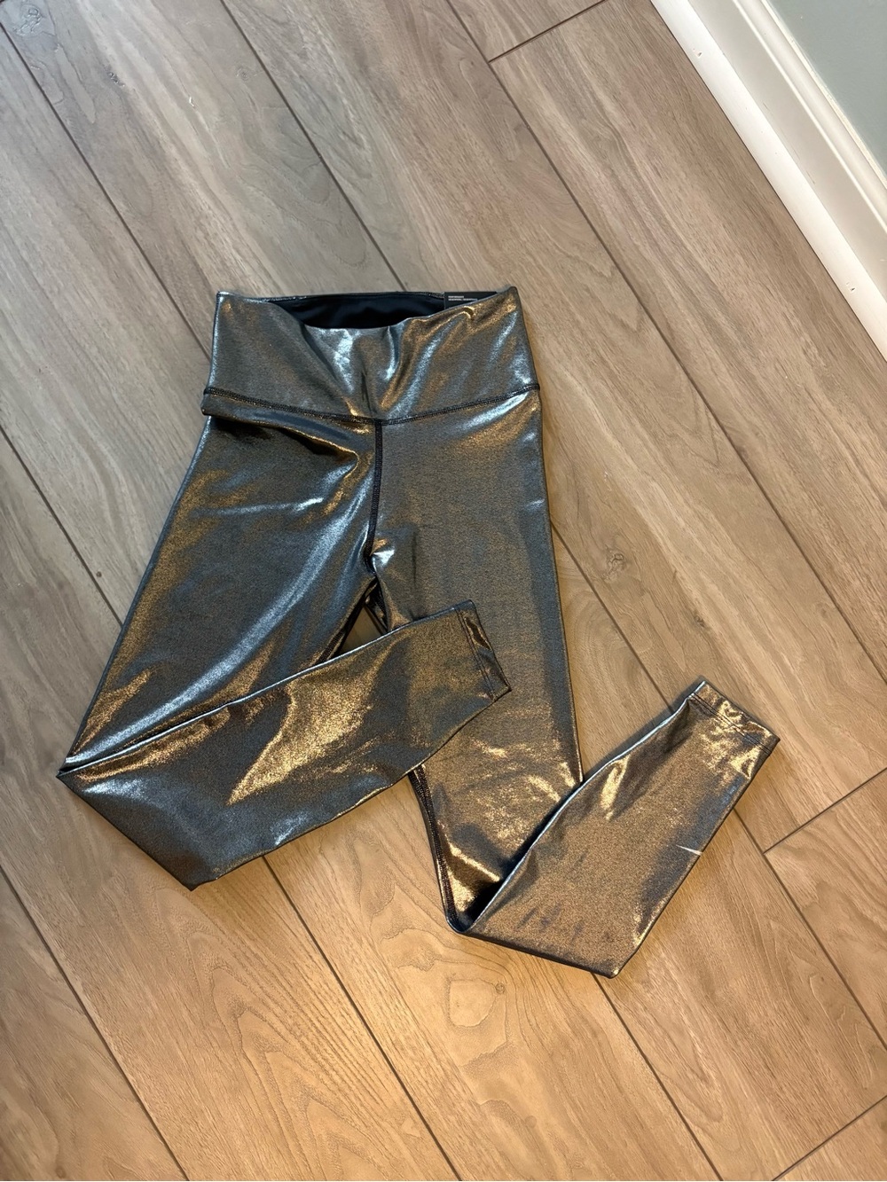 NWT Nike Shiny Metallic Leggings